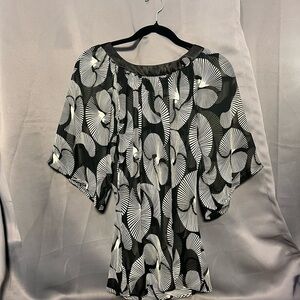 Chic Monochrome Women's Blouse